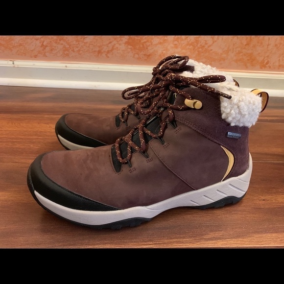 ROCKPORT Purple Leather Ankle Sneakers Size 10 - Picture 9 of 16